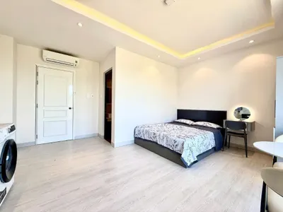 Studio Apartment – 35 m², New Furniture, Balcony – Hà Quang 2 – 10M VND/Month