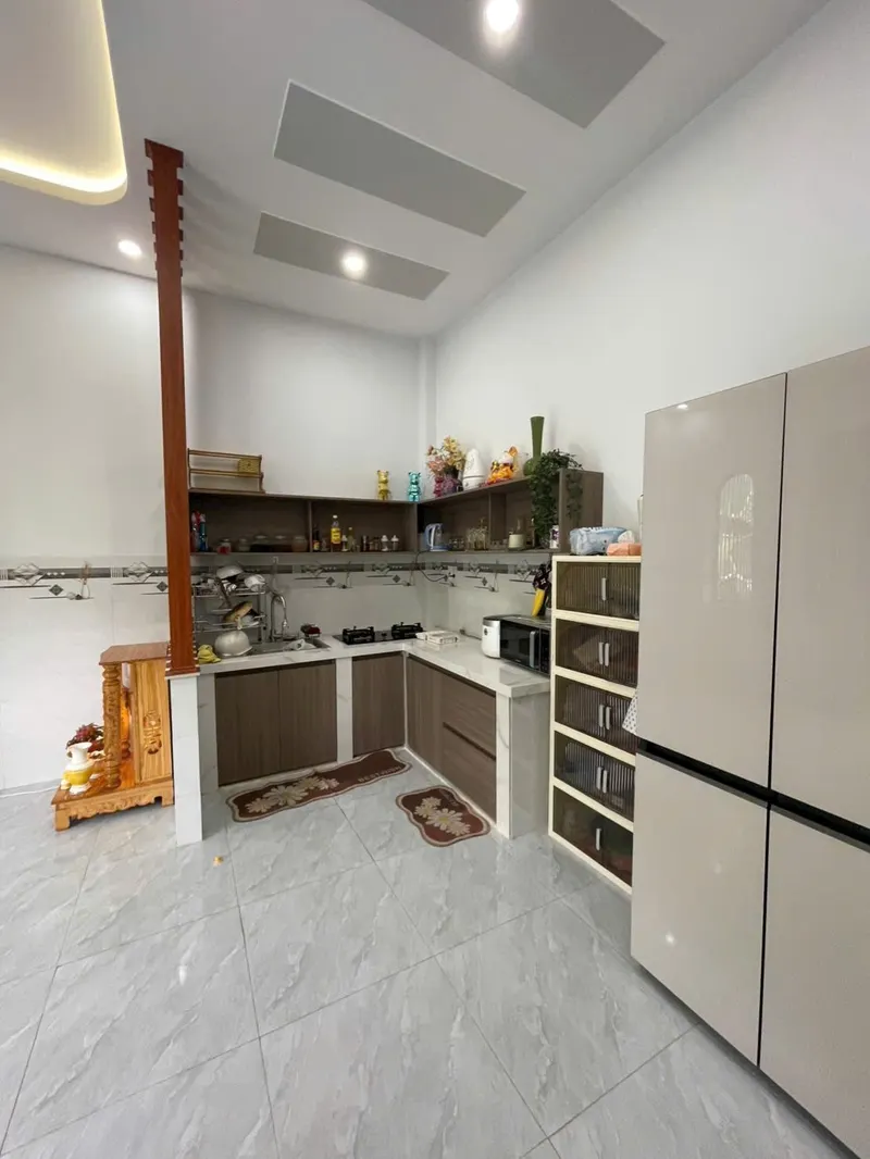Nhà 2 phòng ngủ cho thuê ở khu Hom Hoi, Nha Trang – 2,5 km từ bãi biển — 2/8