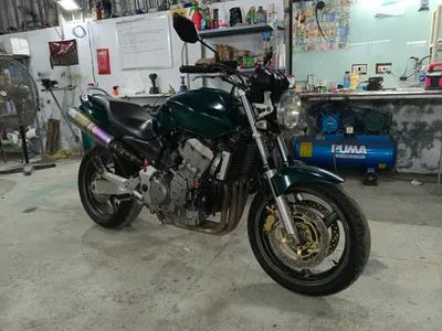 本田CB919和雅马哈R15摩托车待售