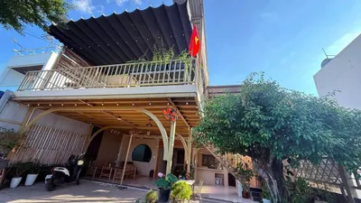 2层河景别墅 – 西岸芽庄，靠近永福市场 – 300平方米，5间卧室