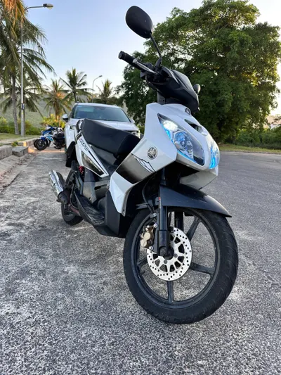 出售雅马哈Nouvo自动摩托车2005年 – 完好状态 – 蓝卡 – 550万越南盾