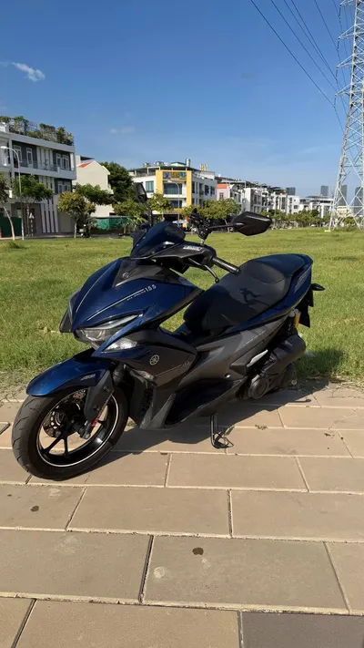 Yamaha NVX 155 Scooter Rental – 2017 Model, 350K VND/Day