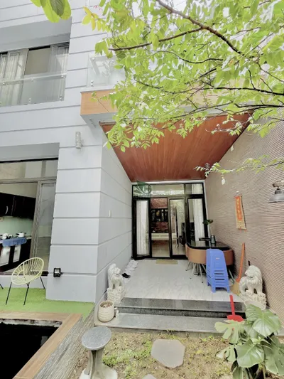 Villa with Garden in City Center – 5 Bedrooms, 4 Bathrooms – Phước Hòa Ward – 35 Million VND/Month