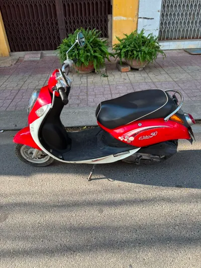 Elite 50cc Scooter – 2017, No License Required, Good Condition