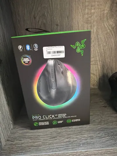 Оригинальная беспроводная вертикальная мышь Razer Pro Click V2