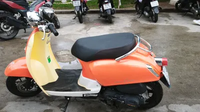 Crea 50cc Scooter 2022 – Excellent Condition, No License Required