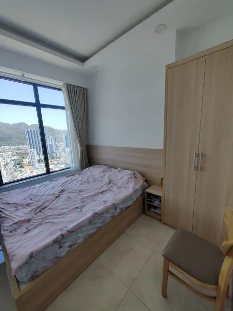 2-Bedroom Apartment with Sea & Mountain View on 37th Floor in Oceanus