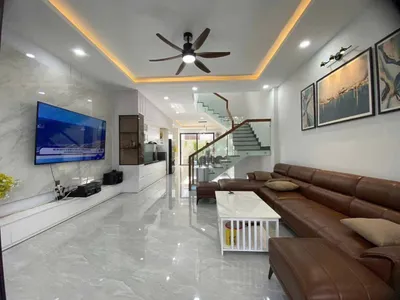 Mỹ Gía区那爱市出租房屋 - 3间卧室