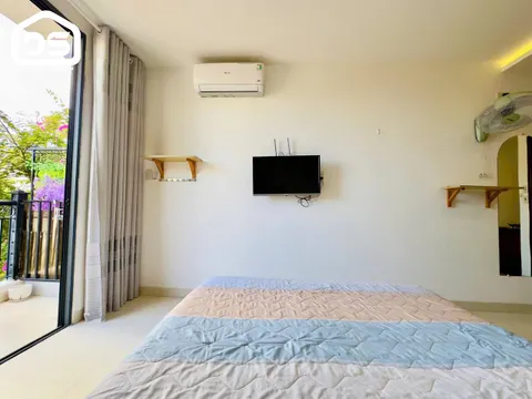 Furnished Studio Apartment, 30 m² – 8M VND/month, Available 11 Sep