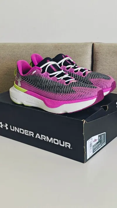 Under Armour Infinite Pro Run 러닝화 – 45사이즈 – 250만 VND