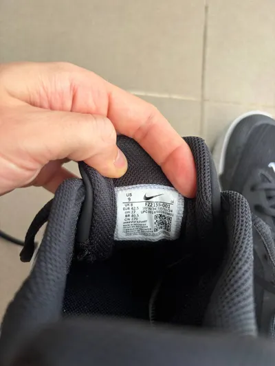 耐克网球鞋 Vapor – 欧码 42.5，几乎全新 – 110 万越南盾