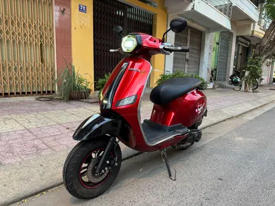 Vespa 2023년식 판매 – 자동변속, LED 라이트, 서류 완비