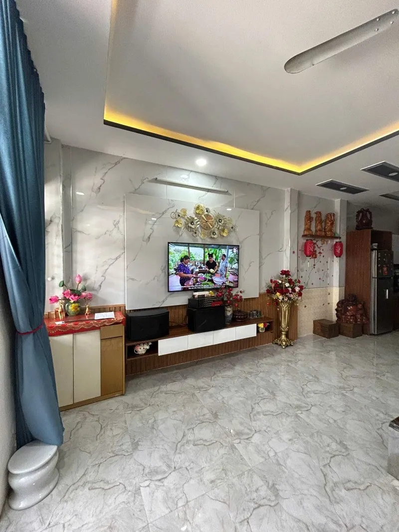 Nhà 1 Phòng Ngủ cho Thuê – Phía Bắc Bãi Biển, Cách 800m, Đầy Đủ Nội Thất