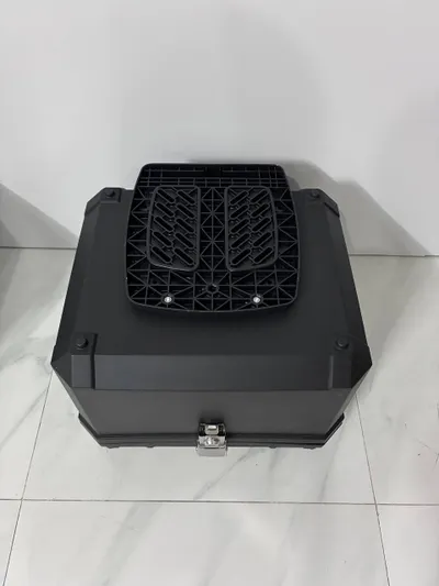 Cốp xe mới 62 lít – Bộ hoàn chỉnh gắn kèm – 1,5 triệu VND