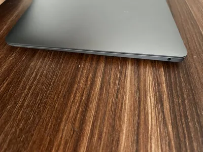 MacBook Air 13' 2020 – 17M VND, Excellent Condition