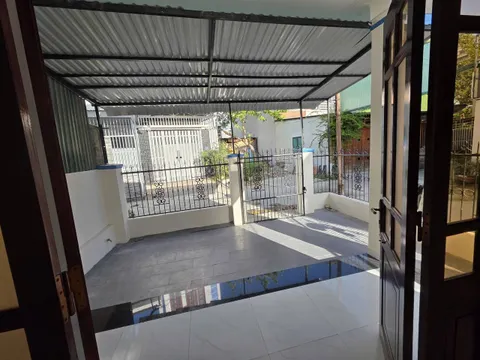 Nhà 2 Phòng Ngủ cho Thuê – Phía Bắc Nha Trang – Vĩnh Hải – 8.5 Triệu VND/Tháng