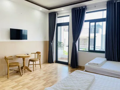 Studio with Balcony and Two Beds in Phuoc Hai