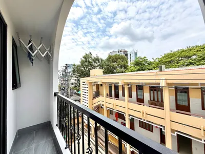 岘港中心区一室公寓出租，距海滩5分钟 – 1100万越南盾/月