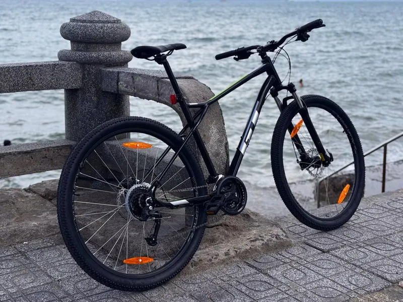 GT Aggressor 29" 자전거 – L 사이즈 (175-192 cm)