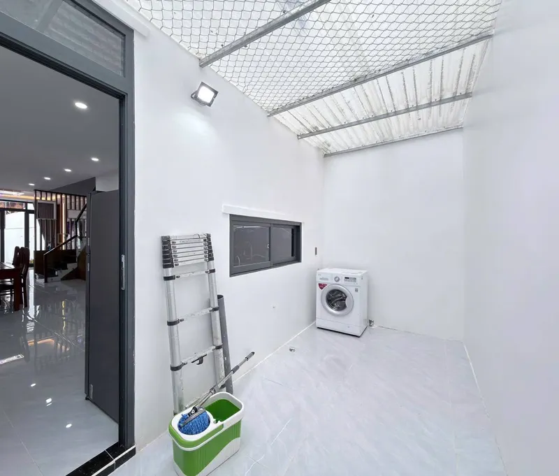 House for Rent in Central Nha Trang – 270 m² – 3 Bedrooms – 4 Bathrooms – Fully Furnished — 5/8