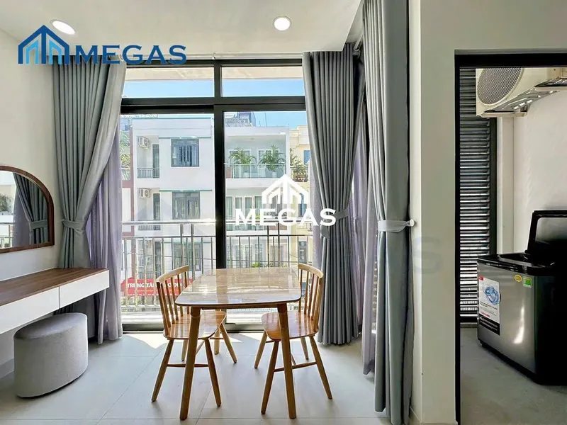 Studio Apartment with Balcony for Rent in ACC Vườn Xoài – Fully Furnished