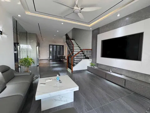 Room for Rent in Modern 3-Story House, Mỹ Gia District (Capella) - 9.5 Million VND/month