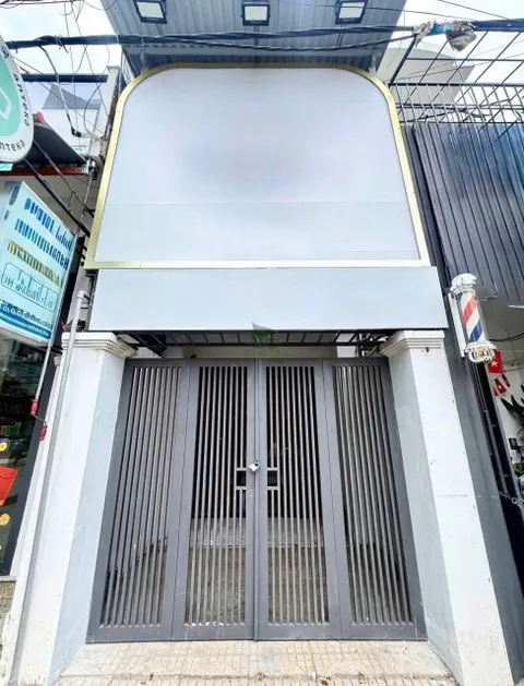2-Story Commercial Space for Rent – Pho Han - Trinh Phong, Central Nha Trang – 60 m² – 17M VND/Month