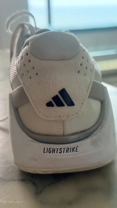 ADIDAS Ubersonic 5 피클볼 신발, 45.5 사이즈 – 중고