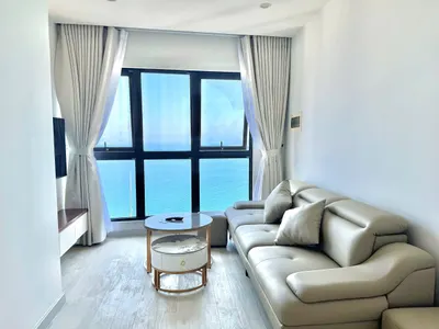 2-Bedroom Furnished Apartment in Gold Coast – Sea View, Daily Rental