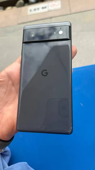 Google Pixel 6 128GB Smartphone – Good Condition, Minor Back Chip