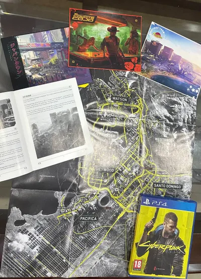 Sony PlayStation 4 Slim 1TB với các trò chơi và phụ kiện