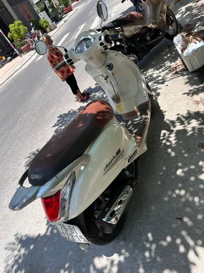 SYM Attila电喷摩托车 – 300万越南盾，需要维修无级变速箱