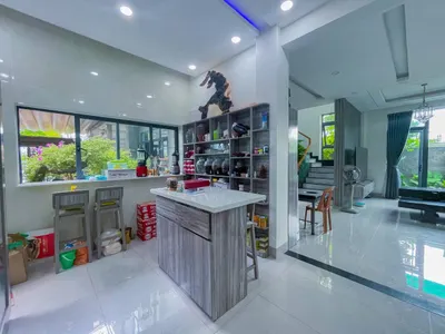 Biệt thự 3 tầng cho thuê tại Khu Vĩnh Thái - Phía tây Nha Trang