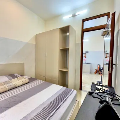 2-Bedroom Apartment with Balcony – Fully Furnished – North Vinh Hai – 9M VND/Month