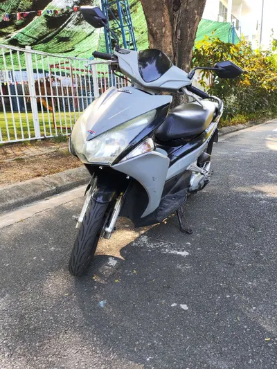 Honda AirBlade 125 Scooter for Sale – 2012 Model – Excellent Condition – Blue Card Included – Free Helmet