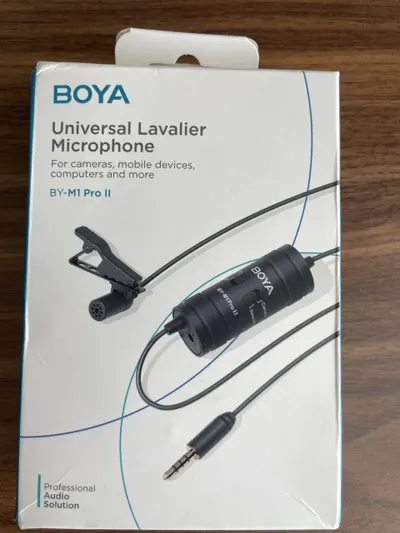 BOYA BY-M1 Pro II 라펠 마이크 + BOYA BY-K3 Lightning 어댑터 – 신규, 완전 세트