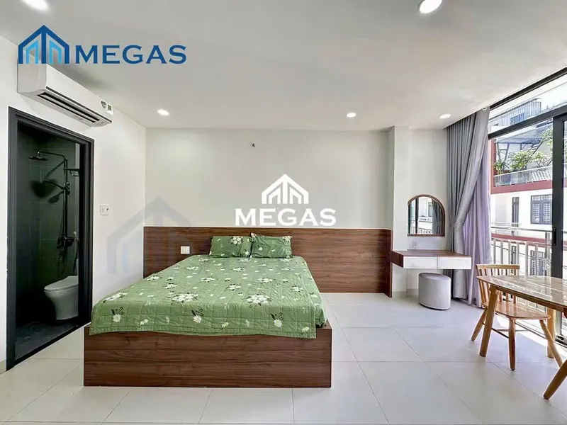 Studio Apartment with Balcony for Rent in ACC Vườn Xoài – Fully Furnished
