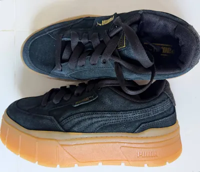 Оригинальные кеды Puma на платформе EU38 – чёрная замша – отличное состояние