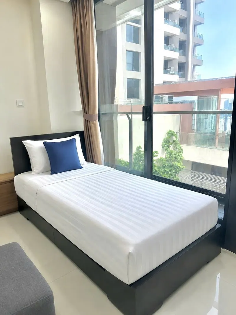 1-Bedroom Apartment in Maple 5★ Complex, Nha Trang City Center – 100m to Beach