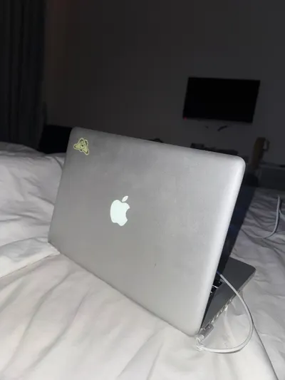 MacBook Pro 2012 – Intel Core i5, 4GB RAM, 112GB SSD, Windows 10 & macOS