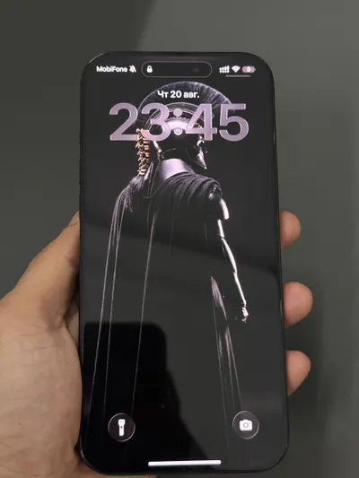 iPhone 16 Pro Max – 우수한 상태, 배터리 90%