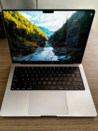 MacBook Pro M1 (2021) – 16GB RAM, 500GB SSD, 14″ Display – Excellent Condition – 23M VND
