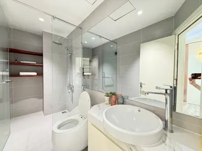 Căn hộ 2 phòng ngủ với tầm nhìn toàn cảnh biển và núi — Muong Thanh (04 Tran Phu)