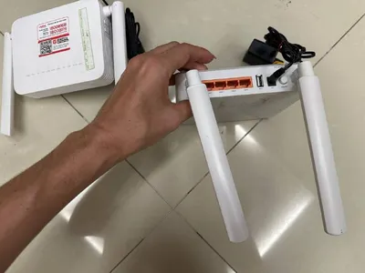 Wi-Fi 路由器出售 – 2 台全新 Viettel + 2 台二手 – 450K/850K VND