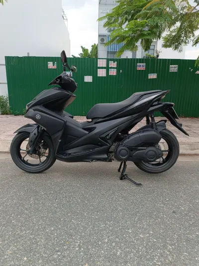 야마하 NVX 155cc 오토바이 판매 – 스마트 키, ABS, 휴대폰 거치대, GPS 추적기, 헬멧 포함
