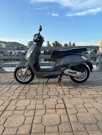 KYMCO Like 50сс, 2018 год – отличное состояние, большой багажник – 13,8 млн донг