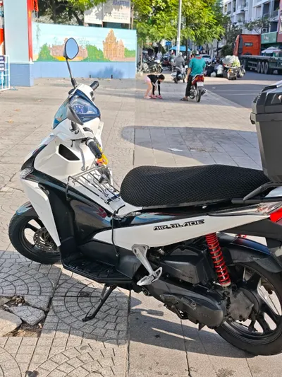 Honda Airblade 2 Gen 2011 Xe tay ga – 9 triệu VND