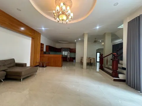 Nhà cho thuê 4 phòng ngủ – Nha Trang phía Bắc, Vĩnh Hòa – 20 triệu VND/tháng – Hợp đồng từ 12 tháng