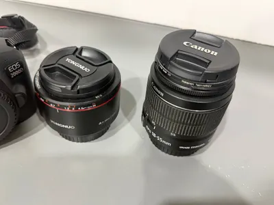 Bộ máy ảnh DSLR Canon EOS 2000D + 2 Lens & Phụ kiện – 12 triệu VND
