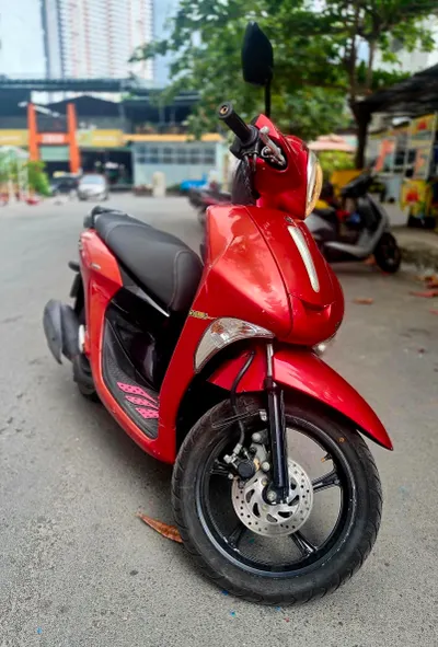 스쿠터 판매 – Yamaha Janus, Honda PCX, Yamaha NVX 155 ABS – 우수한 상태